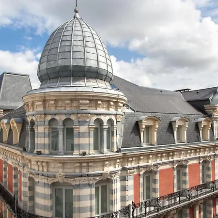 现代大酒店 酒店 4*