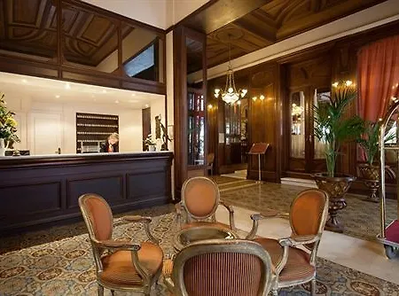 现代大酒店 卢德