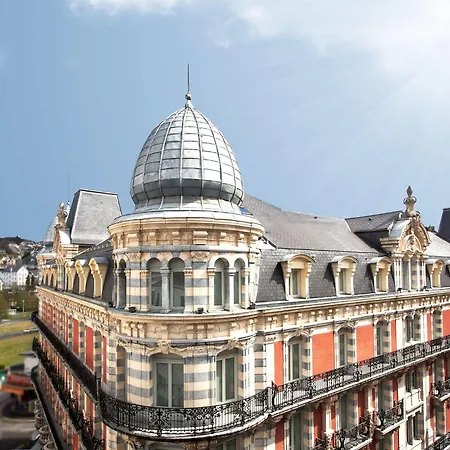 现代大酒店 卢德