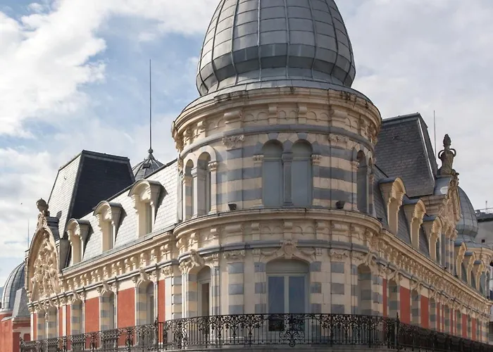 Szálloda Grand Moderne