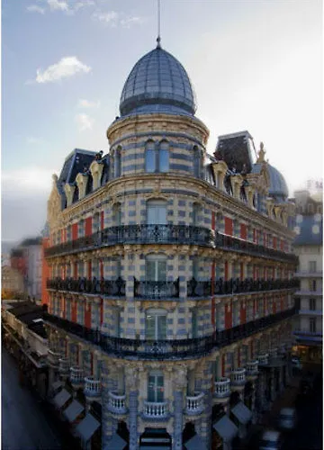 Grand Moderne Szálloda Lourdes