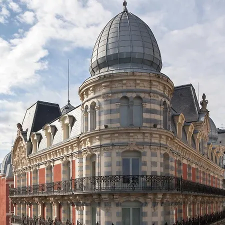 Grand Moderne 4* Lourdes