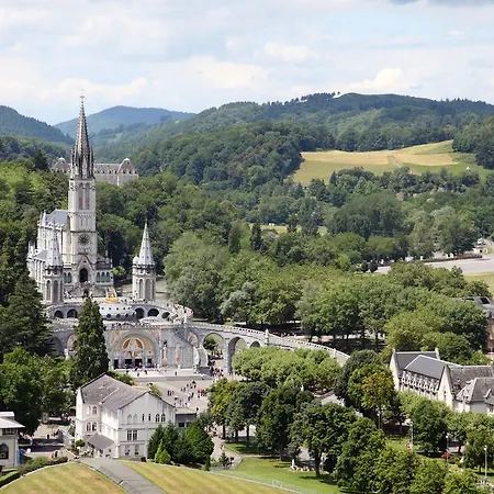 Grand Moderne 4* Lourdes