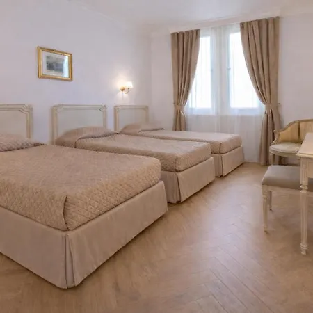 Hotel Grand Moderne Lurdy