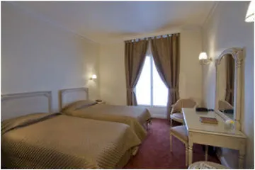 Hotel Grand Moderne 4*
