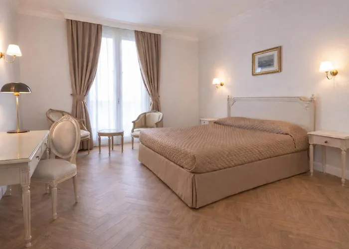 Grand Moderne 4* Lourdes