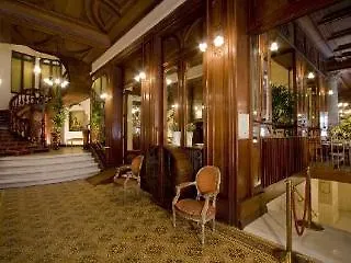 Grand Moderne Hotell 4*