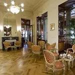 Grand Moderne Hotel 4*