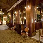 Grand Moderne Hotel 4*