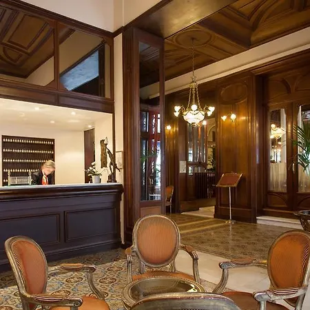 Grand Moderne Hotel 4*