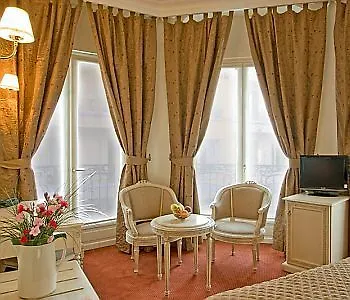 Grand Moderne מלון 4*