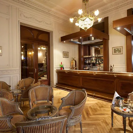 Hotel Grand Moderne 4*