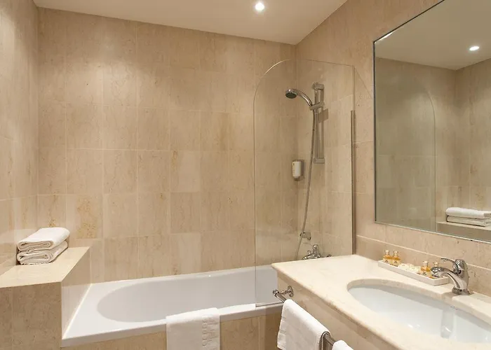 グランド オテル モデルヌ ルルド