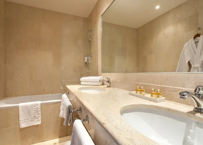 グランド オテル モデルヌ ルルド